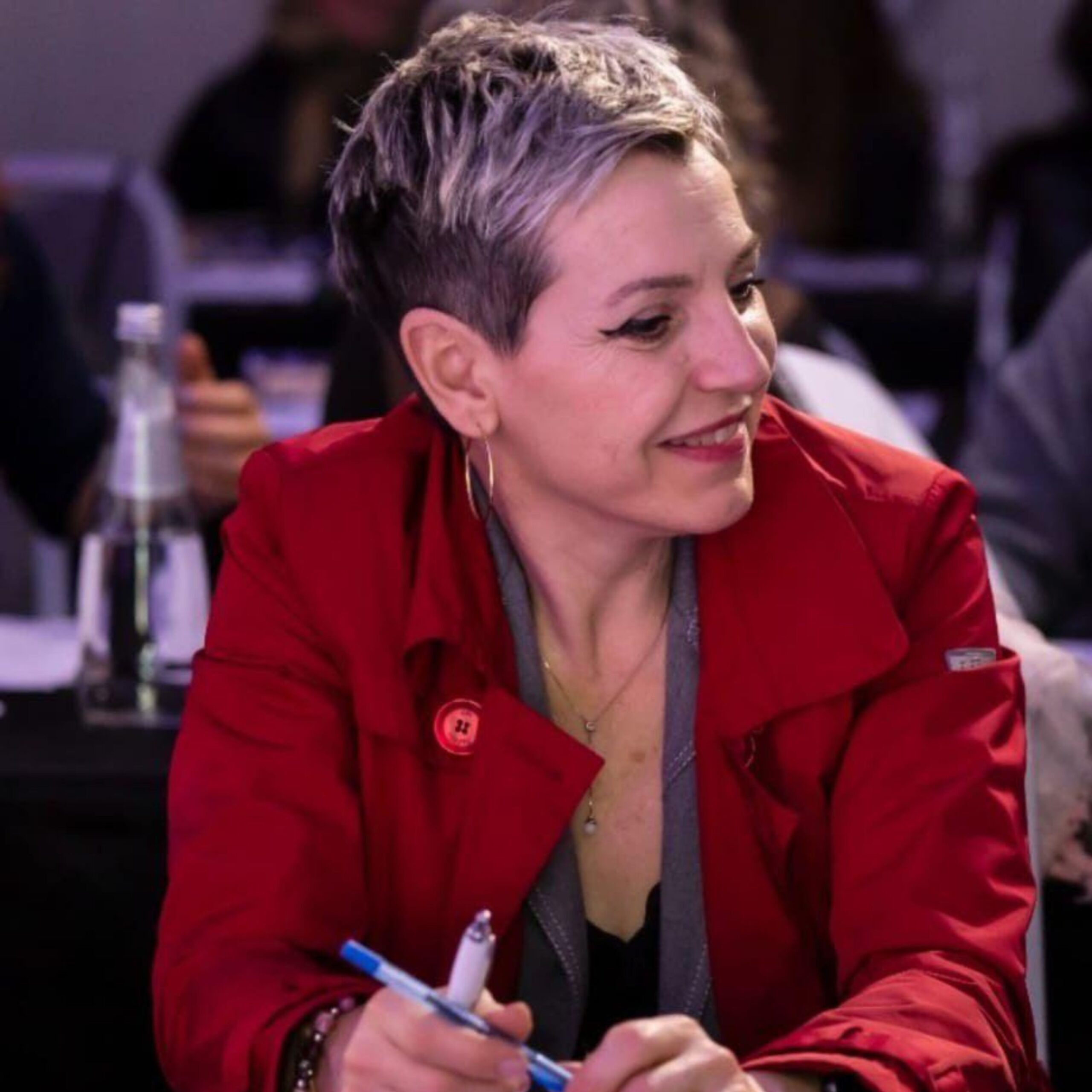Barbara Gualtieri, Impiegata